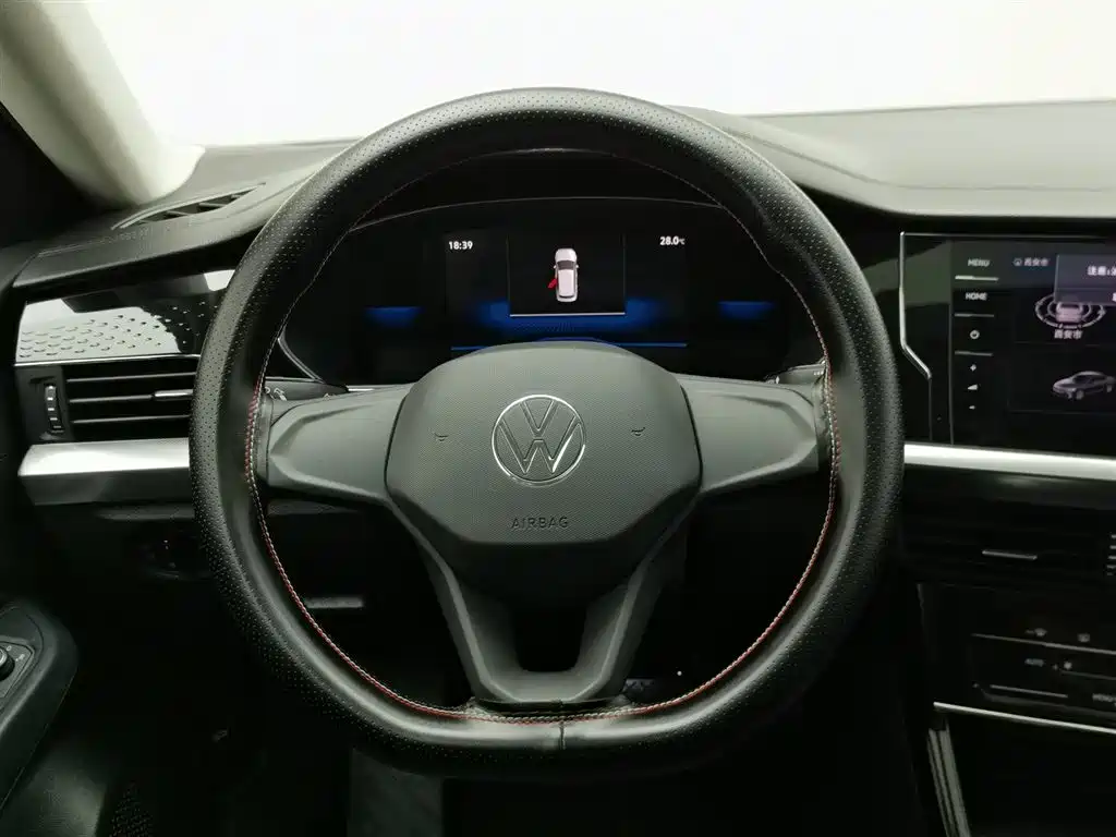 Volkswagen Passat PHEV 2023 — фото 11