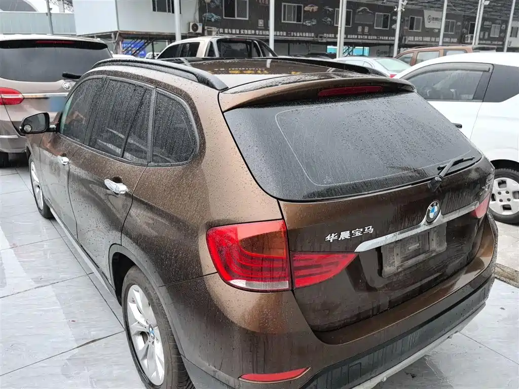 BMW X1 2014 — фото 7
