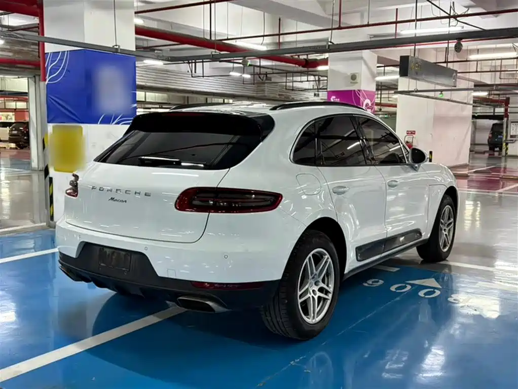 Porsche Macan 2016 — фото 27