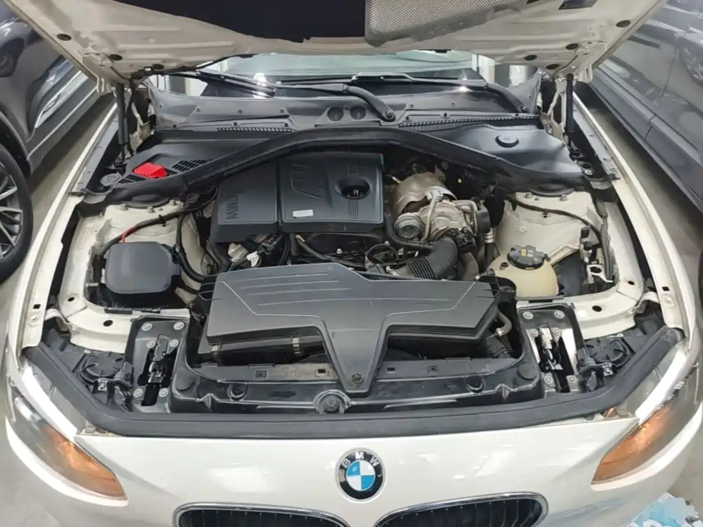 BMW 1 Series 2015 — фото 20