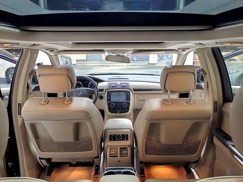 Mercedes-Benz R-Class 2016 — фото 14