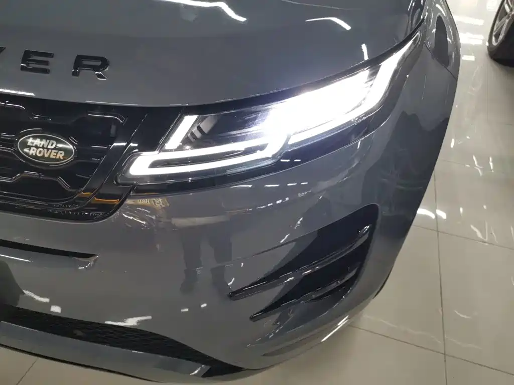 Land Rover Evoque 2021 — фото 19