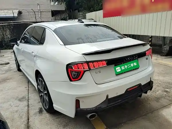 Lynk & Co 03 2019