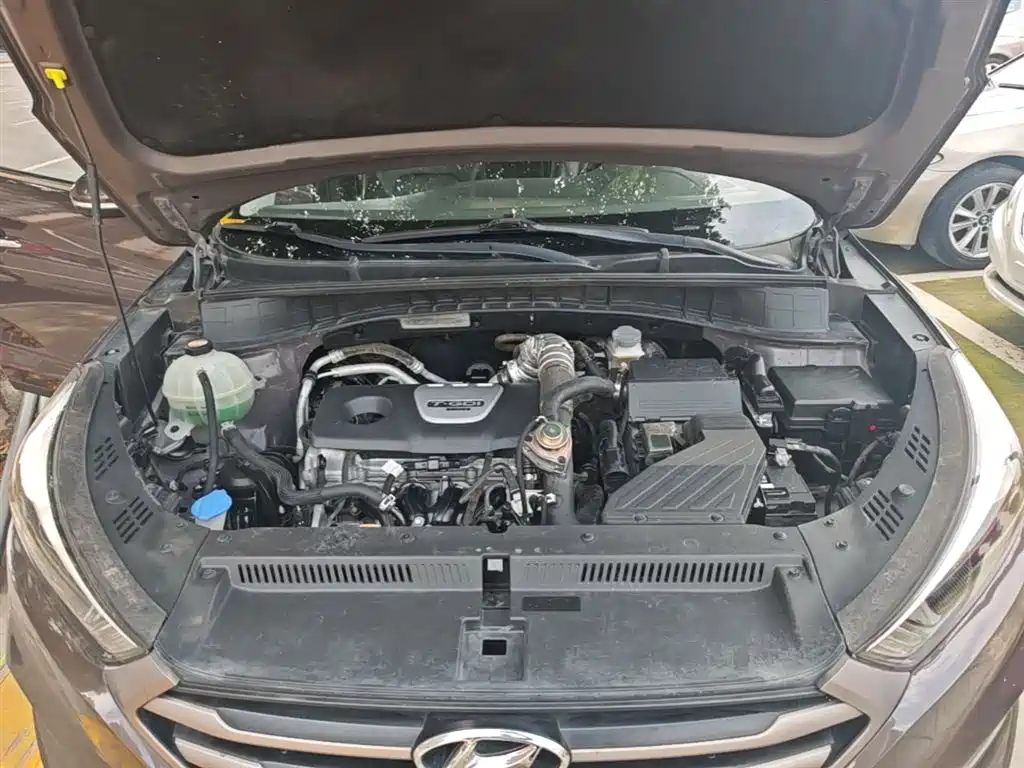 Hyundai Tucson 2017 — фото 20