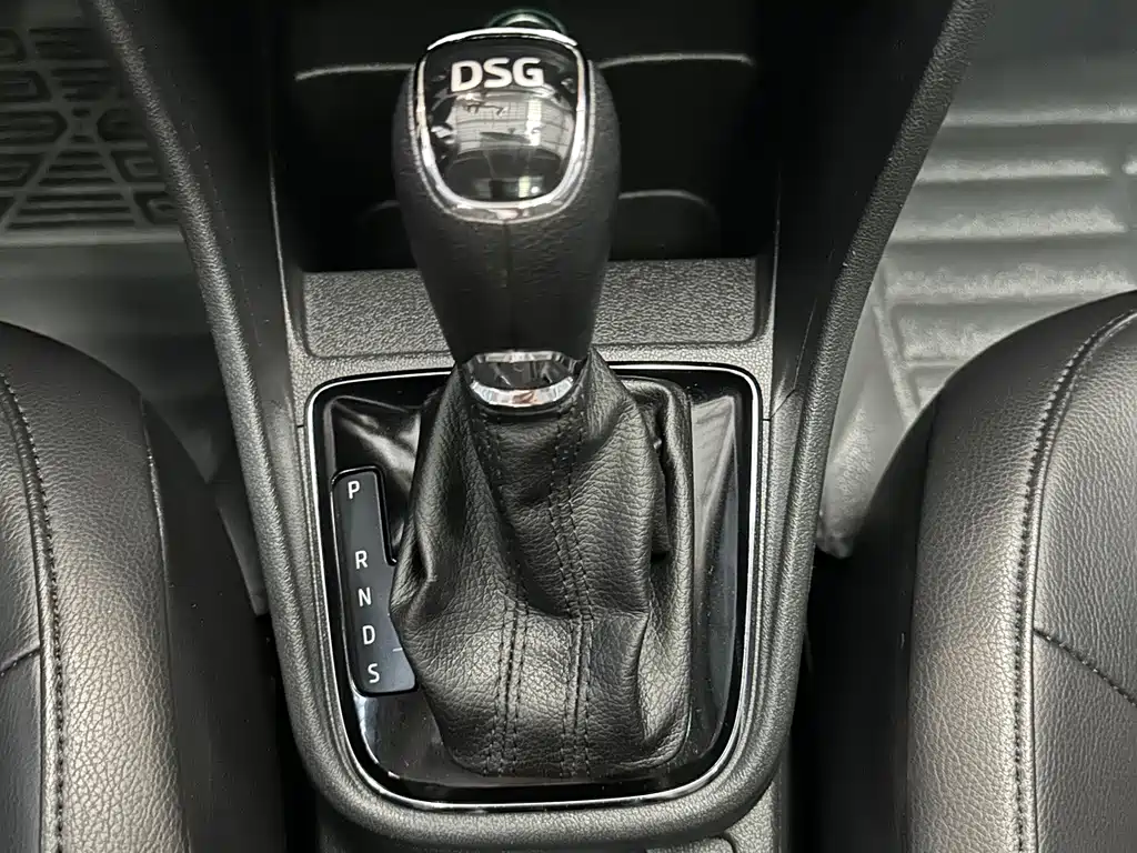 Skoda Rapid Spaceback 2016 — фото 14