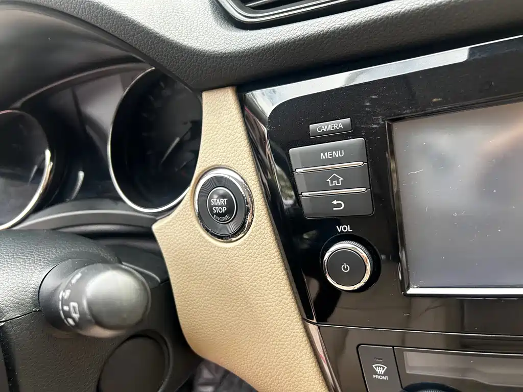 Nissan X-Trail 2017 — фото 15