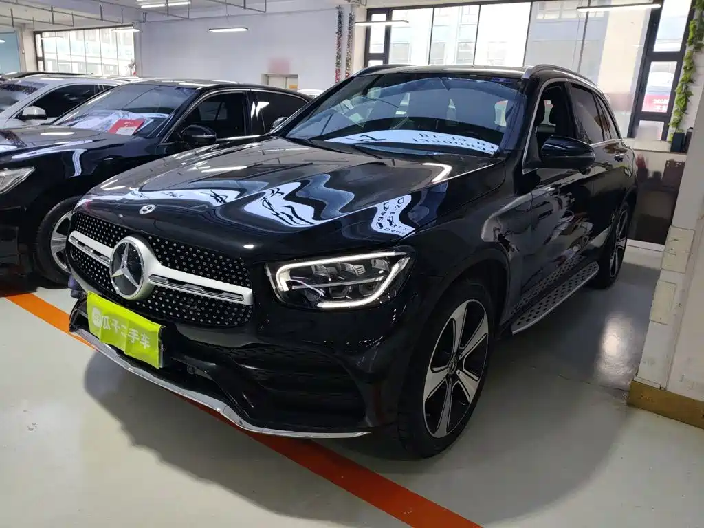 Mercedes-Benz GLC 2023