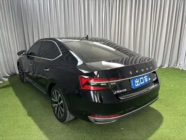 Skoda Superb 2023