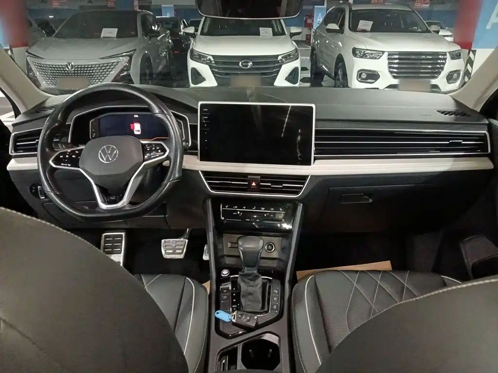 Volkswagen Tiguan L 2022