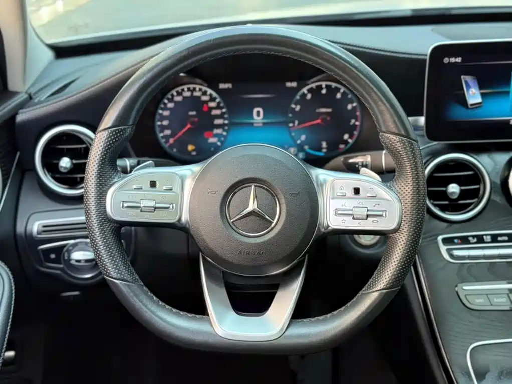 Mercedes-Benz C-Class 2021 — фото 19