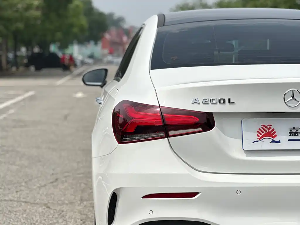 Mercedes-Benz A-Class 2022 — фото 15