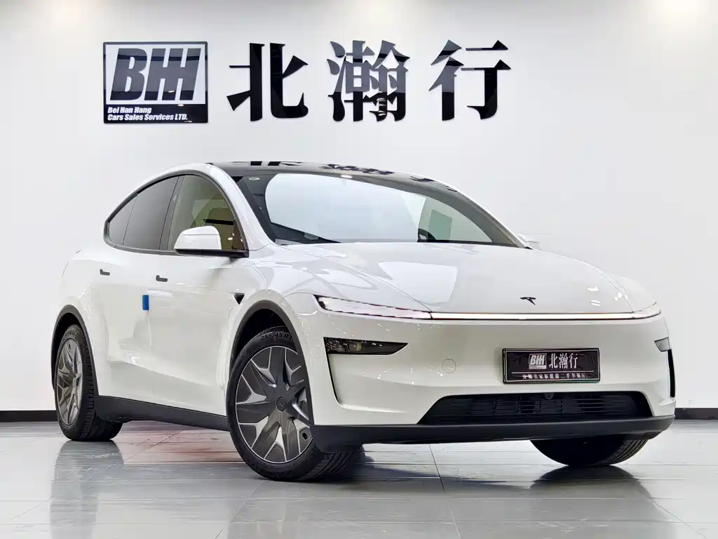 Tesla Model Y L 2025 — фото 4