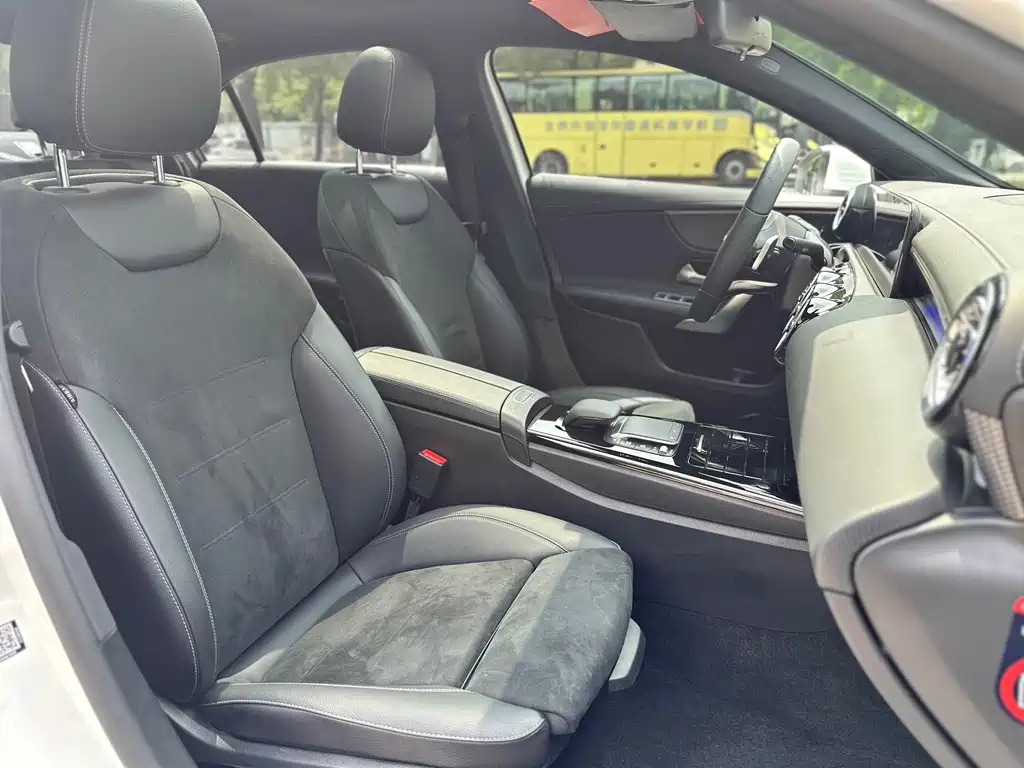 Mercedes-Benz A-Class 2022 — фото 42