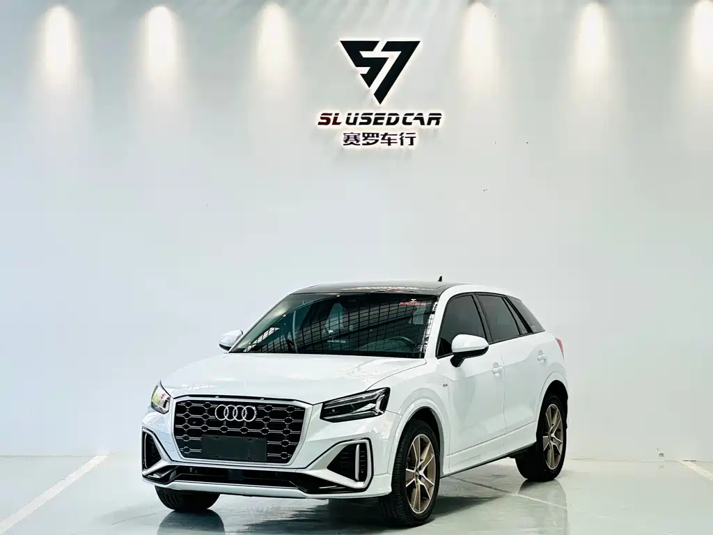 Audi Q2L 2024