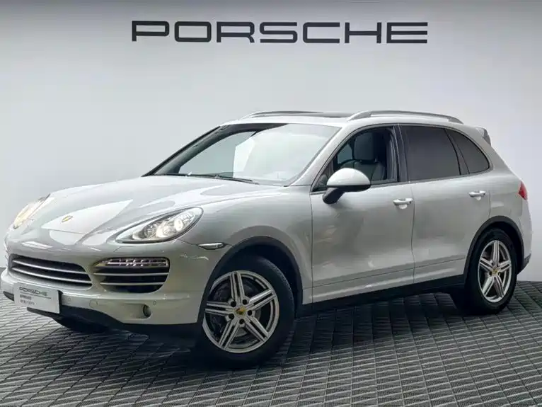 Porsche Cayenne 2014
