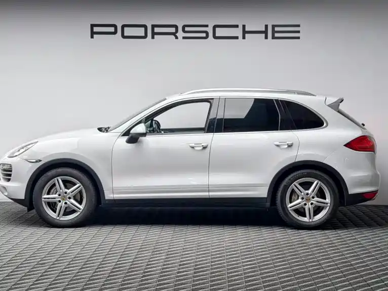 Porsche Cayenne 2014