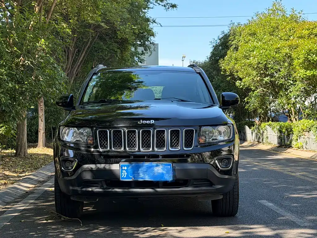 Jeep Compass 2014 — фото 2