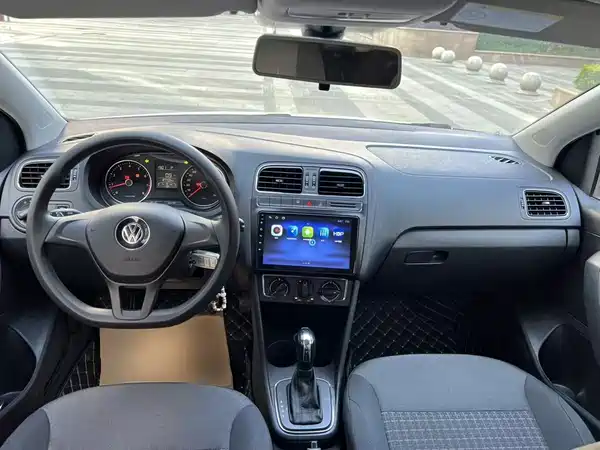Volkswagen Polo 2014