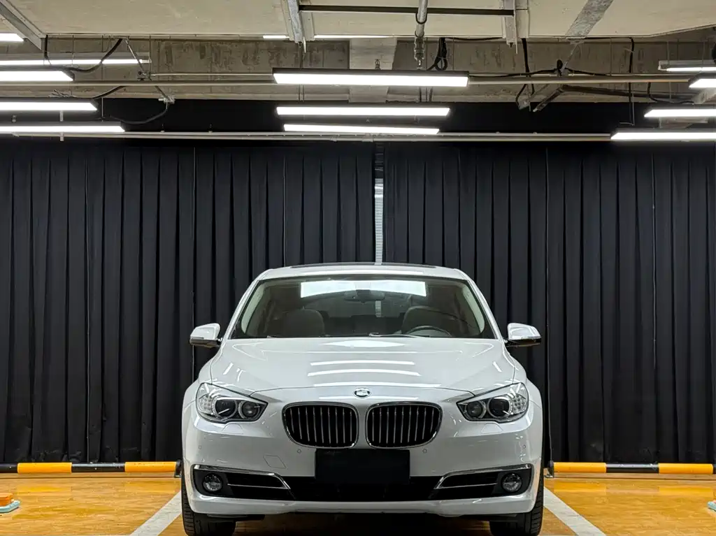 BMW 5 Series GT 2016 — фото 2
