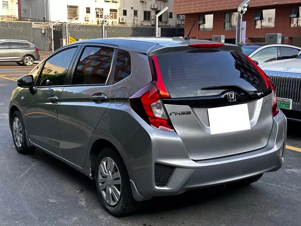 Honda Fit 2016 — фото 4