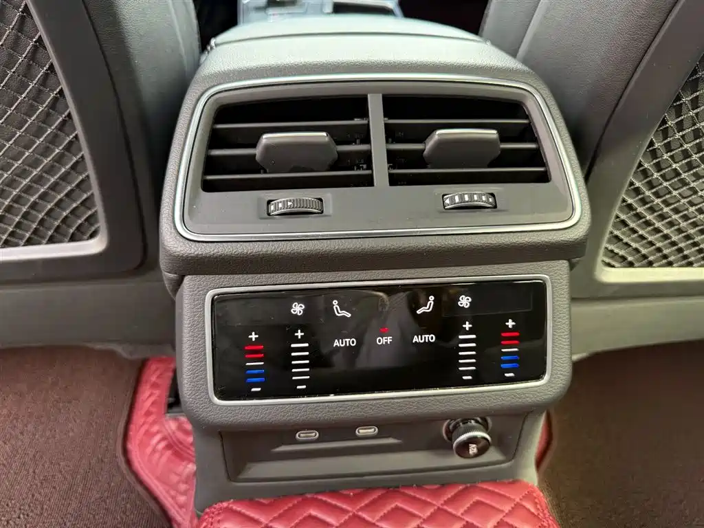 Audi A6L 2023 — фото 13