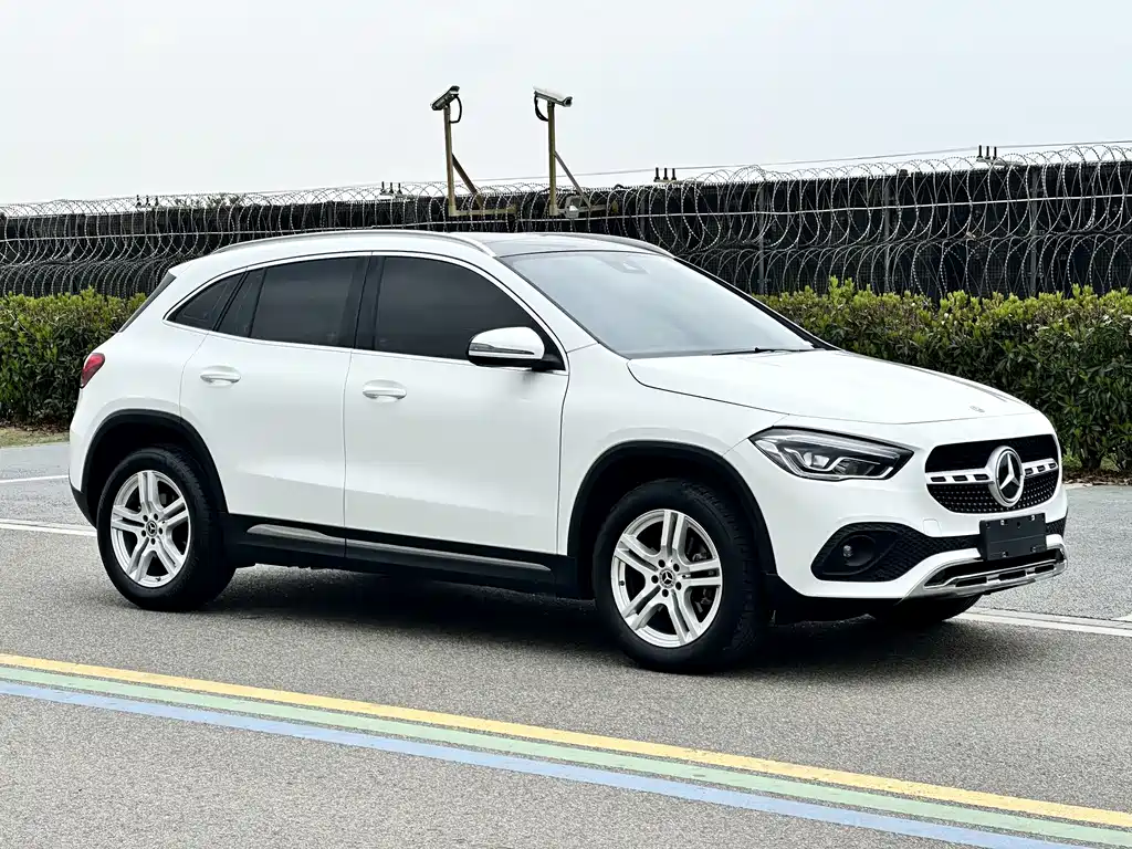 Mercedes-Benz GLA 2022