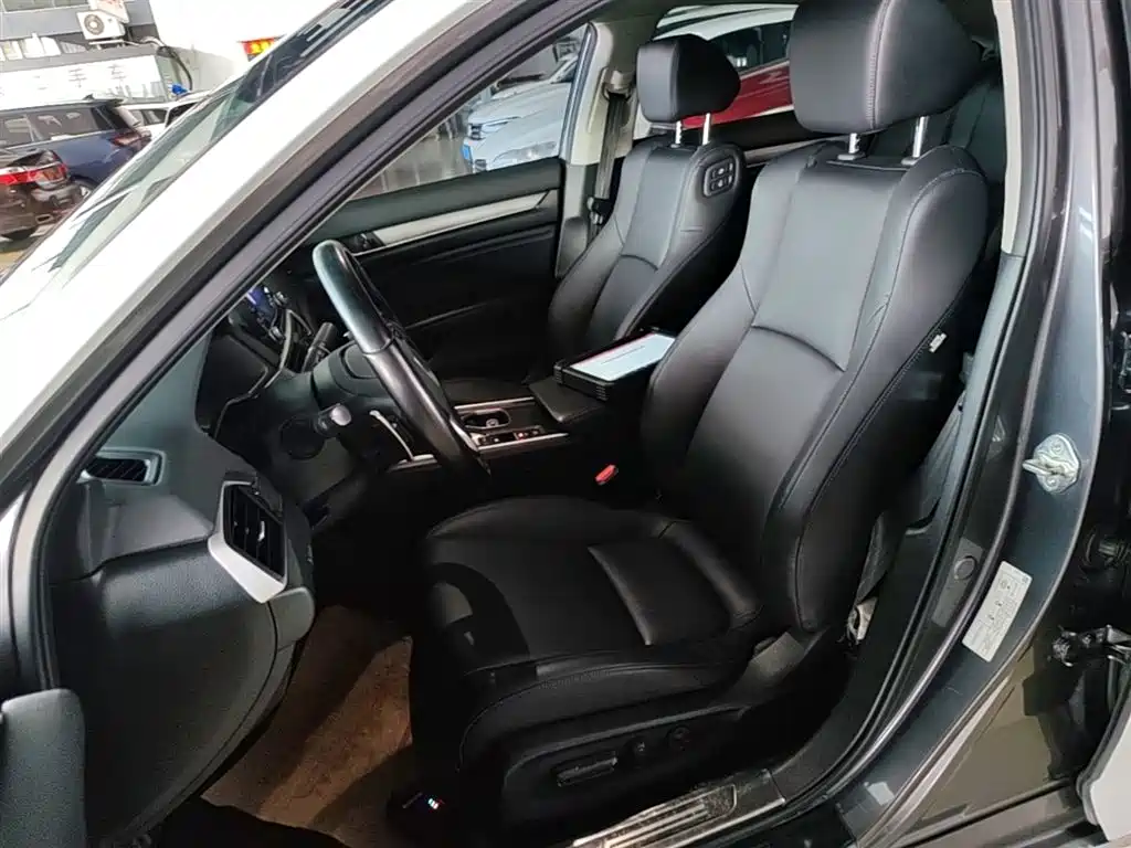 Honda Accord 2021 — фото 15