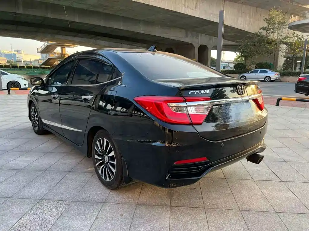 Honda Crider 2014