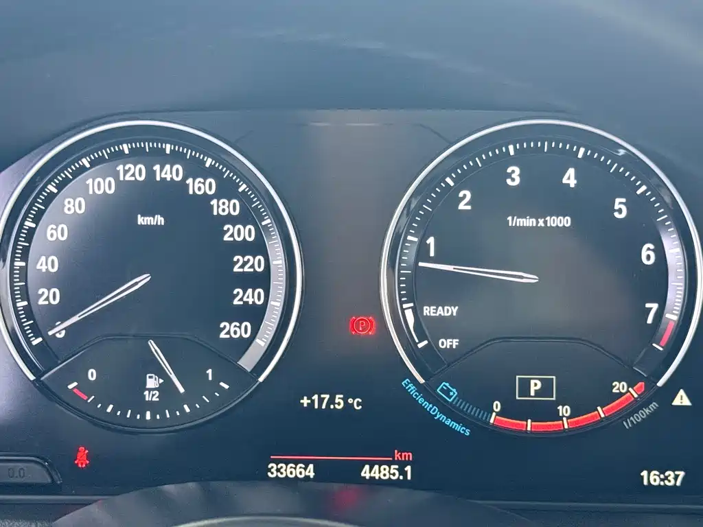 BMW X1 2022 — фото 11