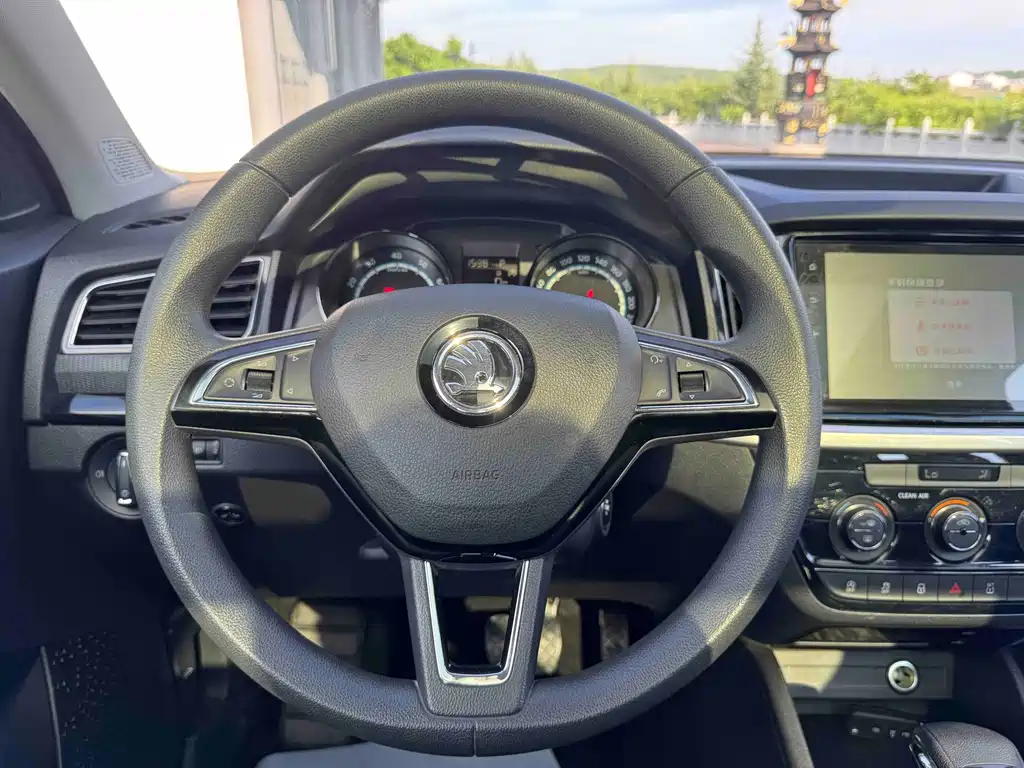 Skoda Kamiq 2023 — фото 15