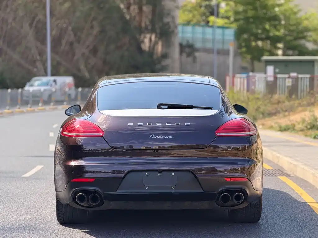 Porsche Panamera 2016 — фото 13
