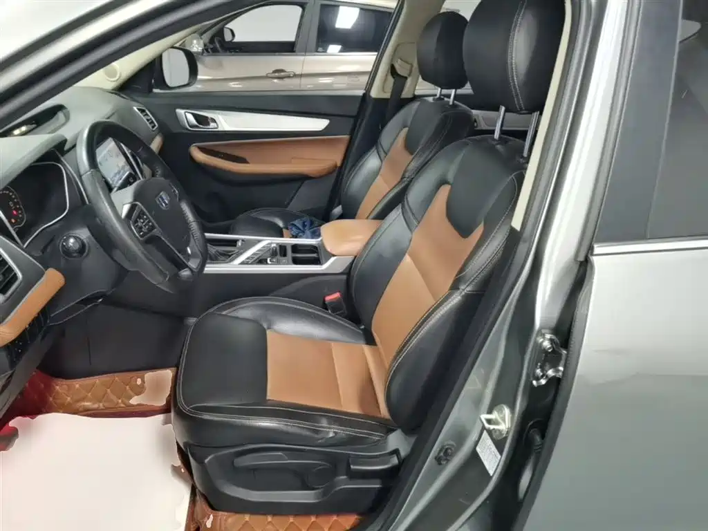 Geely Vision X6 2019 — фото 15