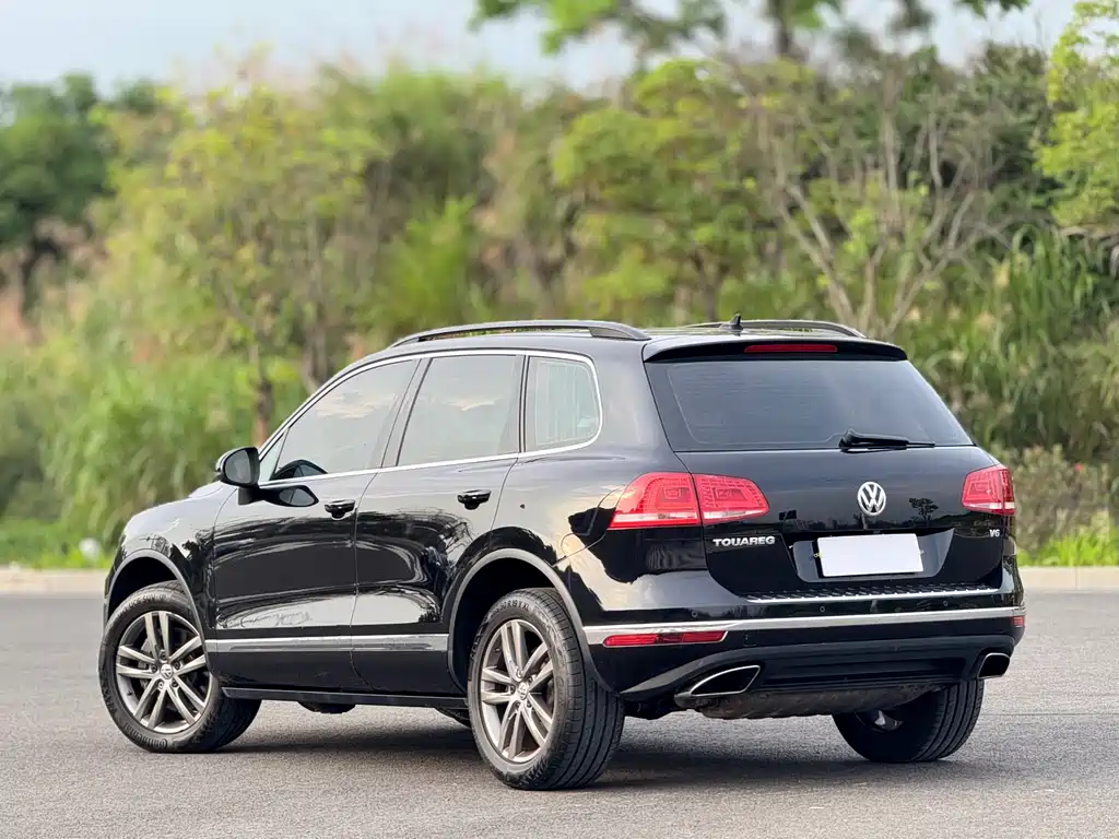 Volkswagen Touareg 2018 — фото 17