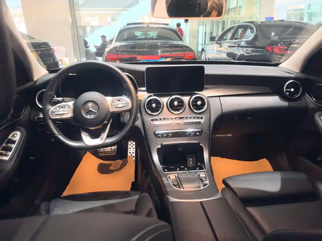 Mercedes-Benz C-Class 2020 — фото 10
