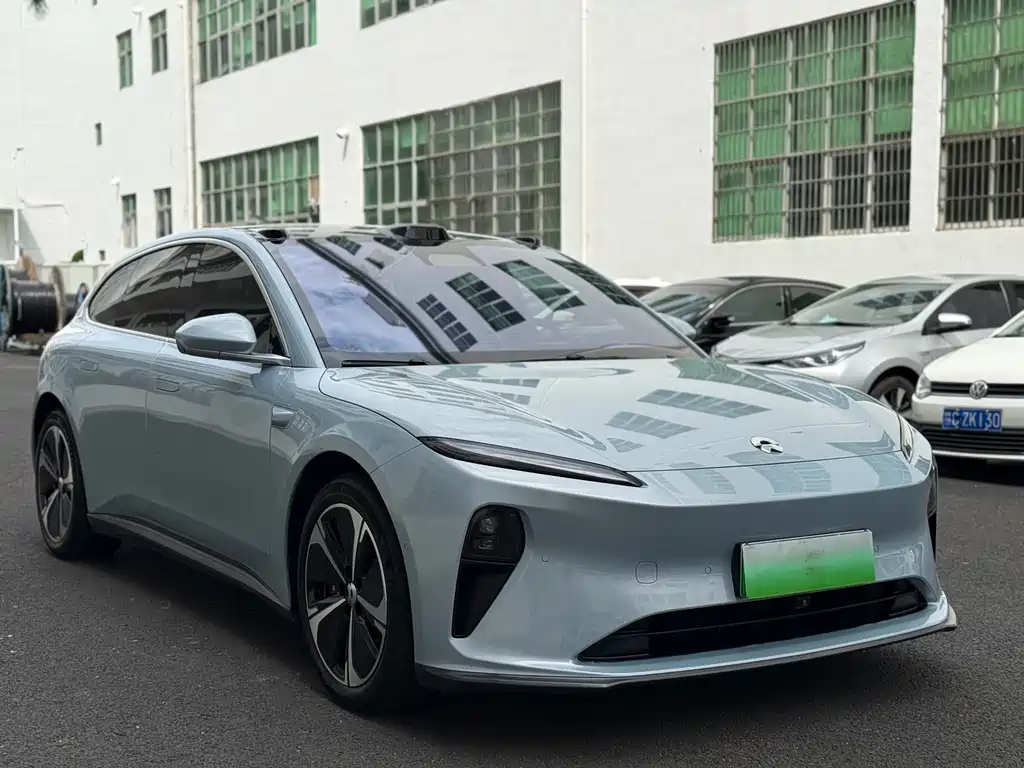 NIO ET5T 2025