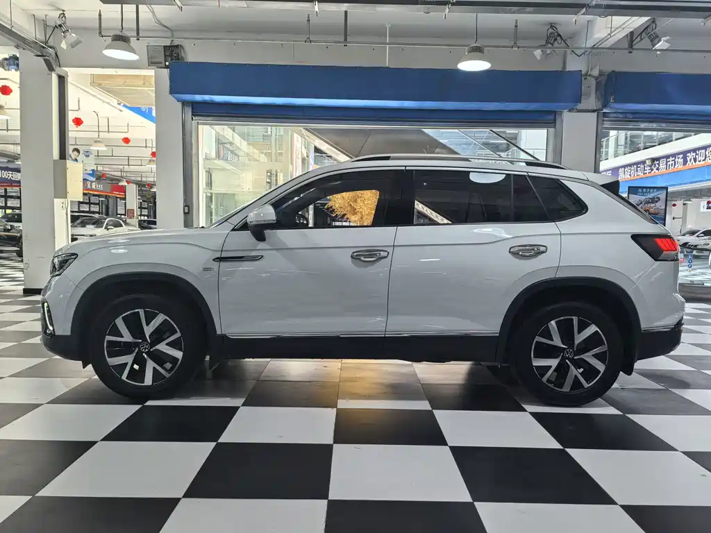 Volkswagen Tayron 2023