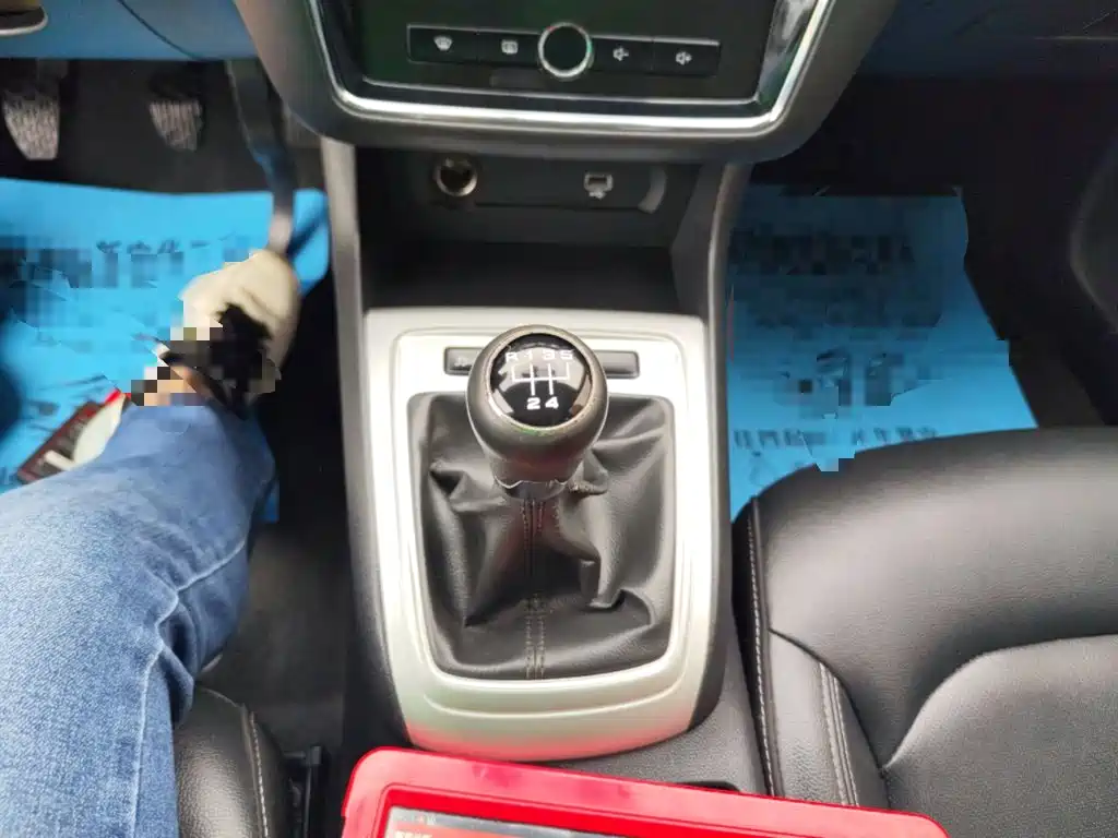Roewe i6 Classic 2019 — фото 14