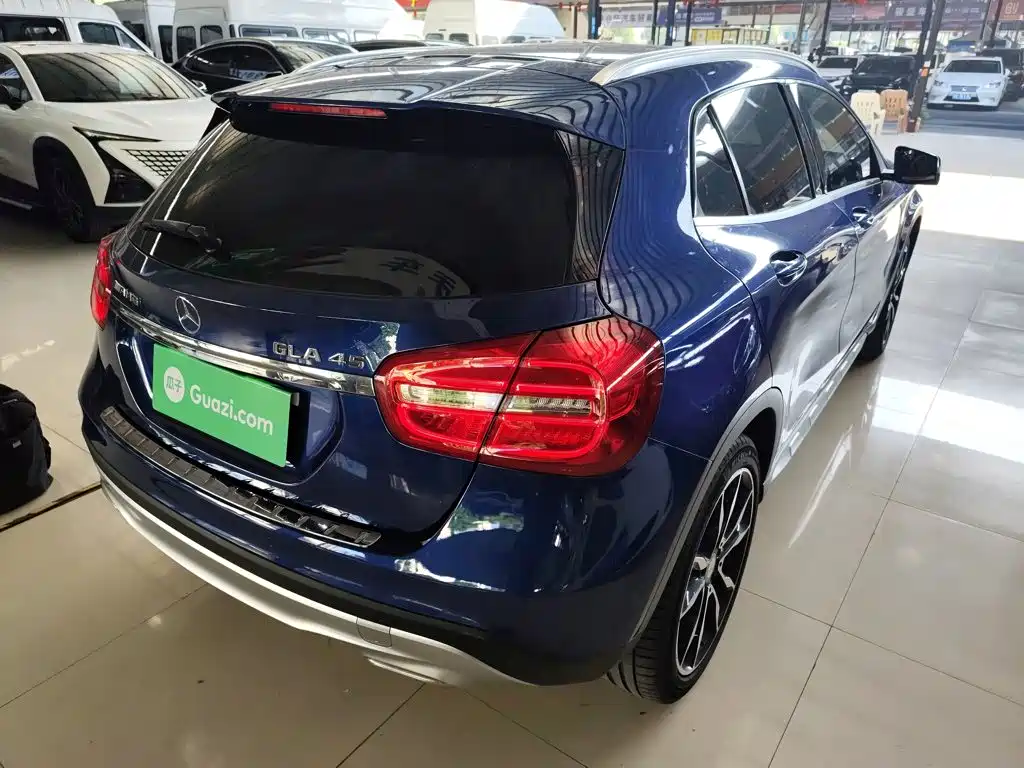 Mercedes-Benz GLA 2016