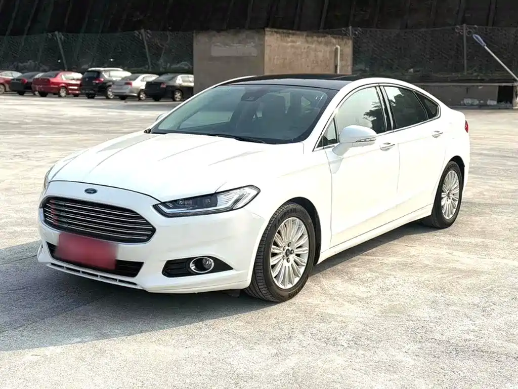 Ford Mondeo 2015 — фото 2