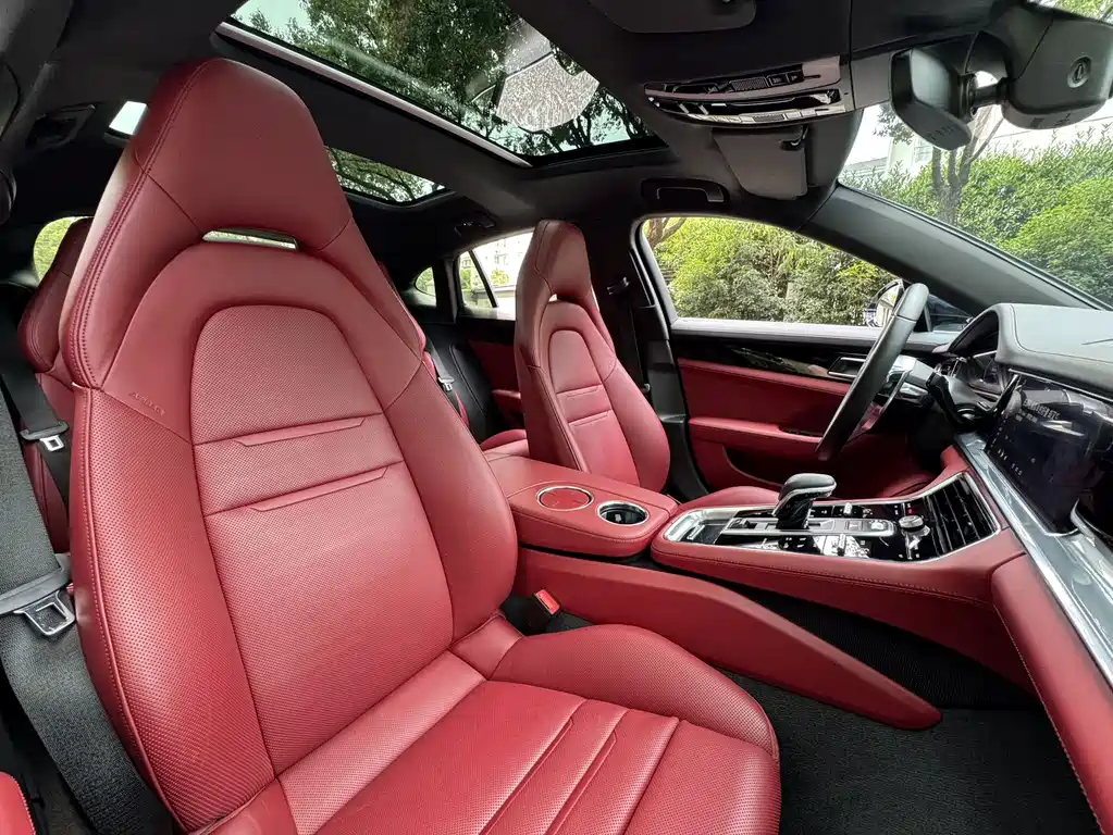 Porsche Panamera 2020 — фото 17