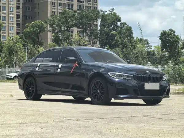 BMW 3 Series 2022