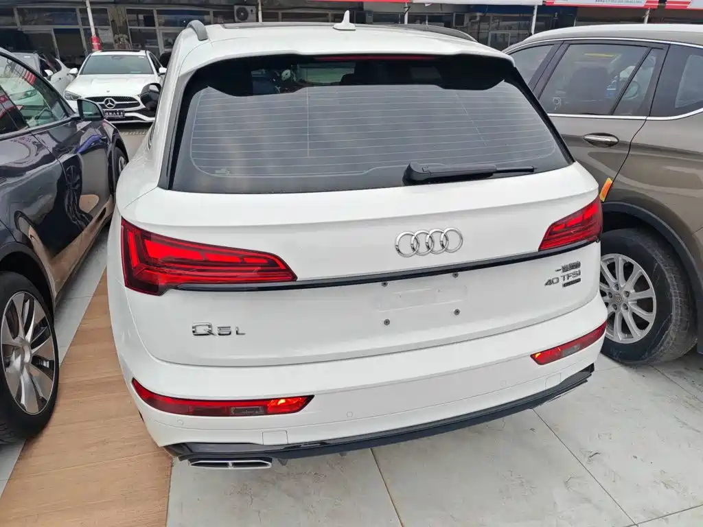 Audi Q5L 2023
