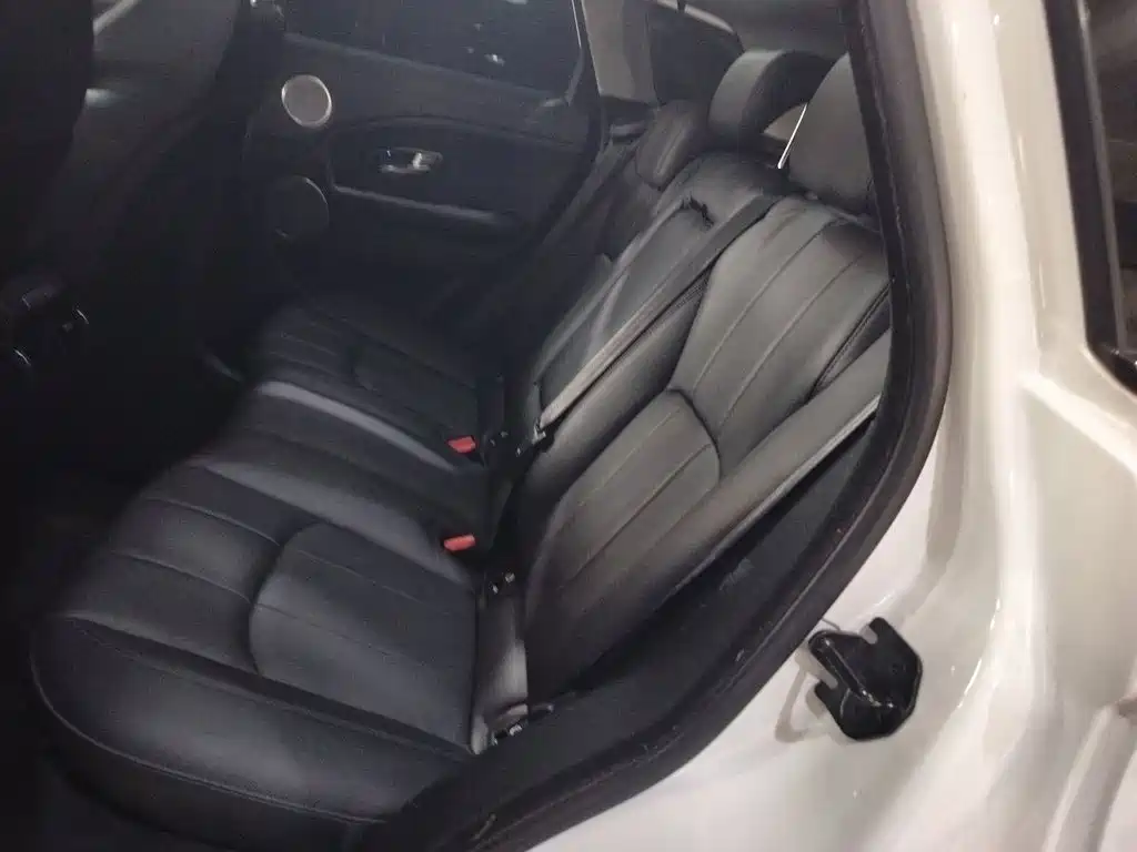 Land Rover Evoque 2019 — фото 9