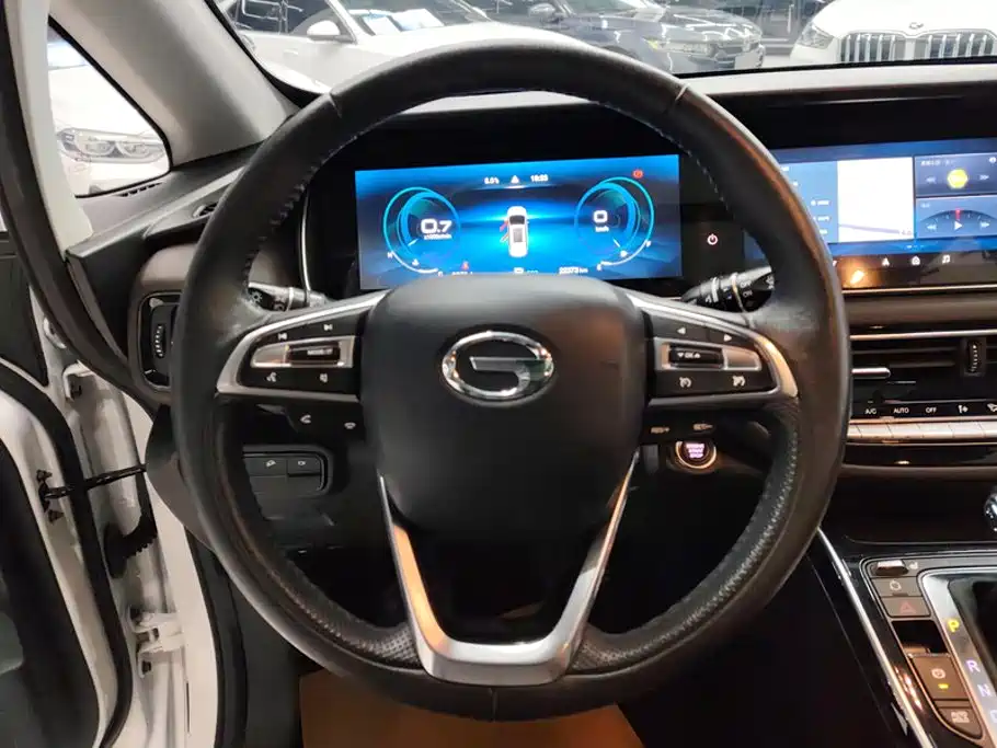 GAC Trumpchi M6 2020 — фото 15