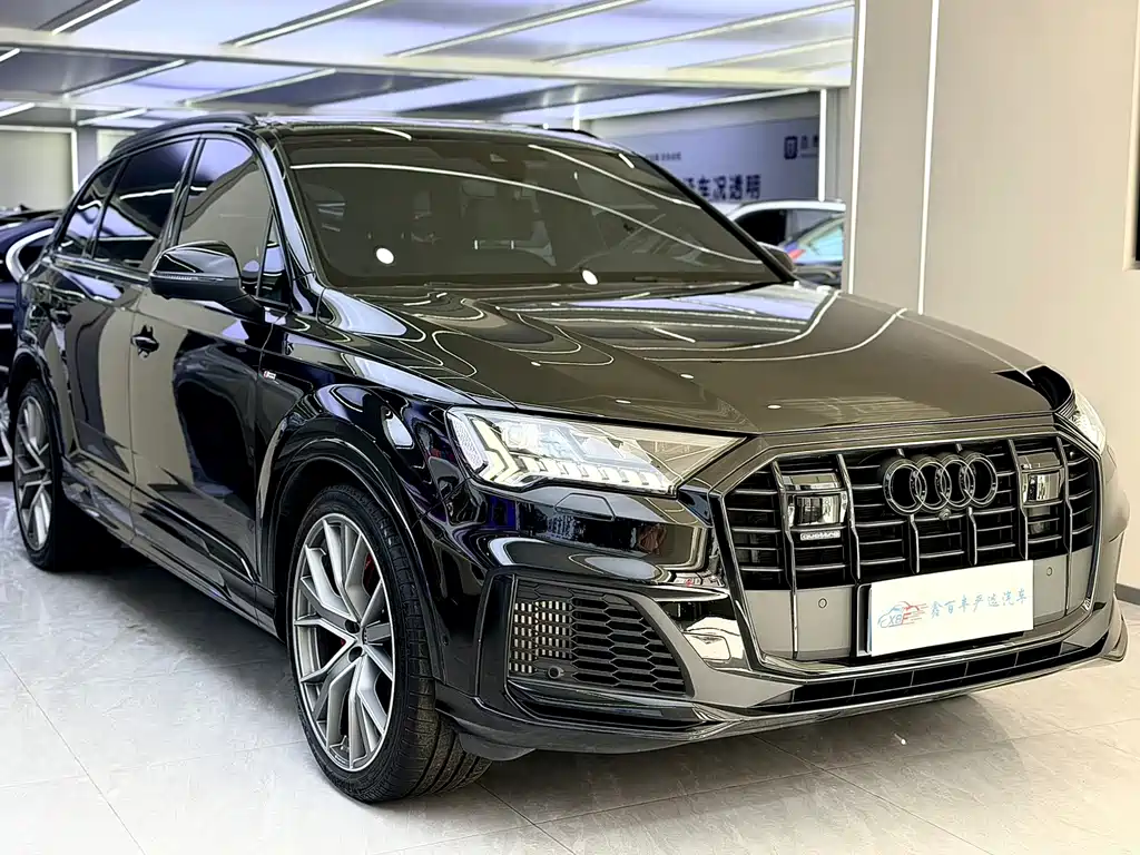 Audi Q7 2024 — фото 3