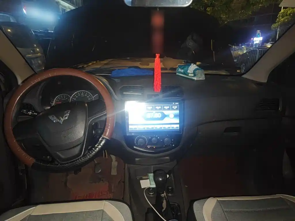 Wuling Hongguang 2018