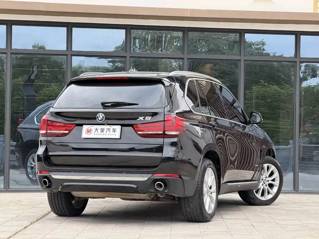 BMW X5 2018 — фото 11