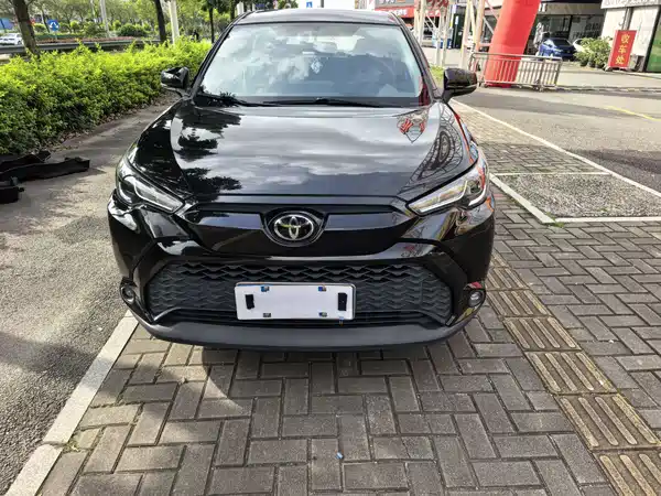 Toyota Frontlander 2022