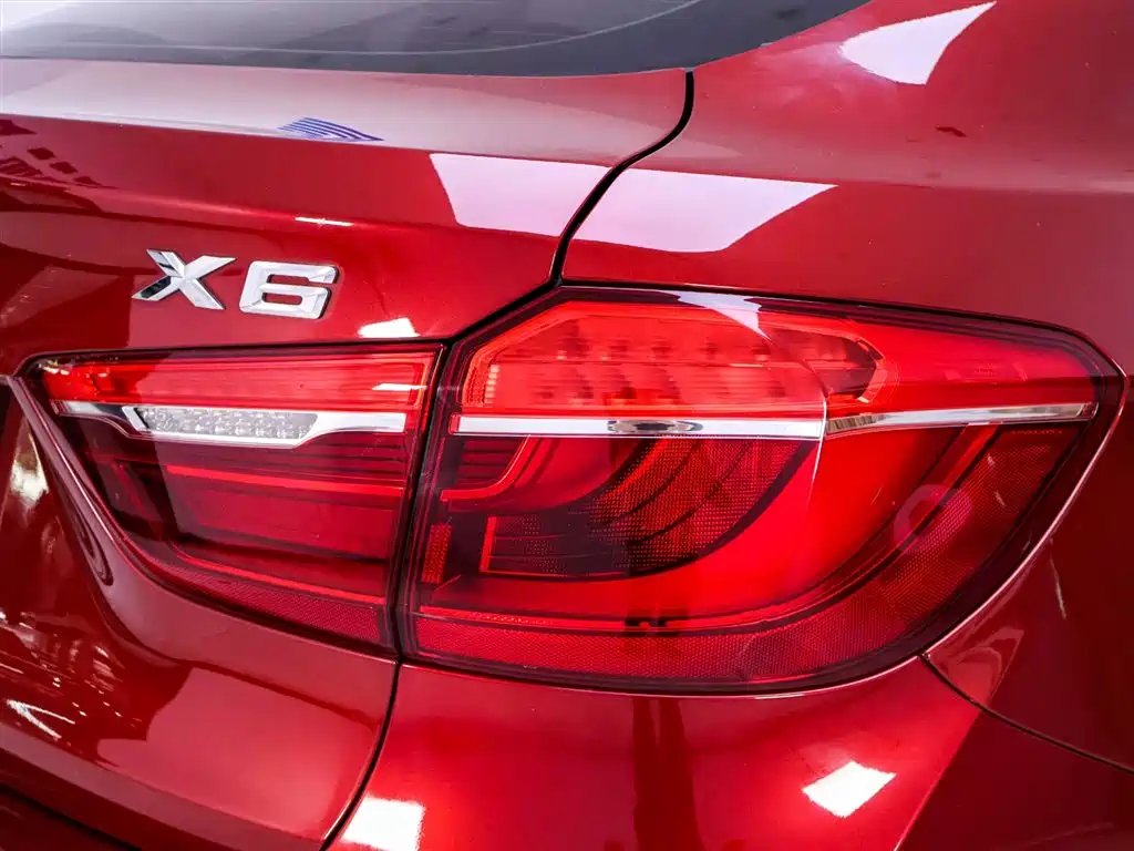 BMW X6 2018 — фото 9