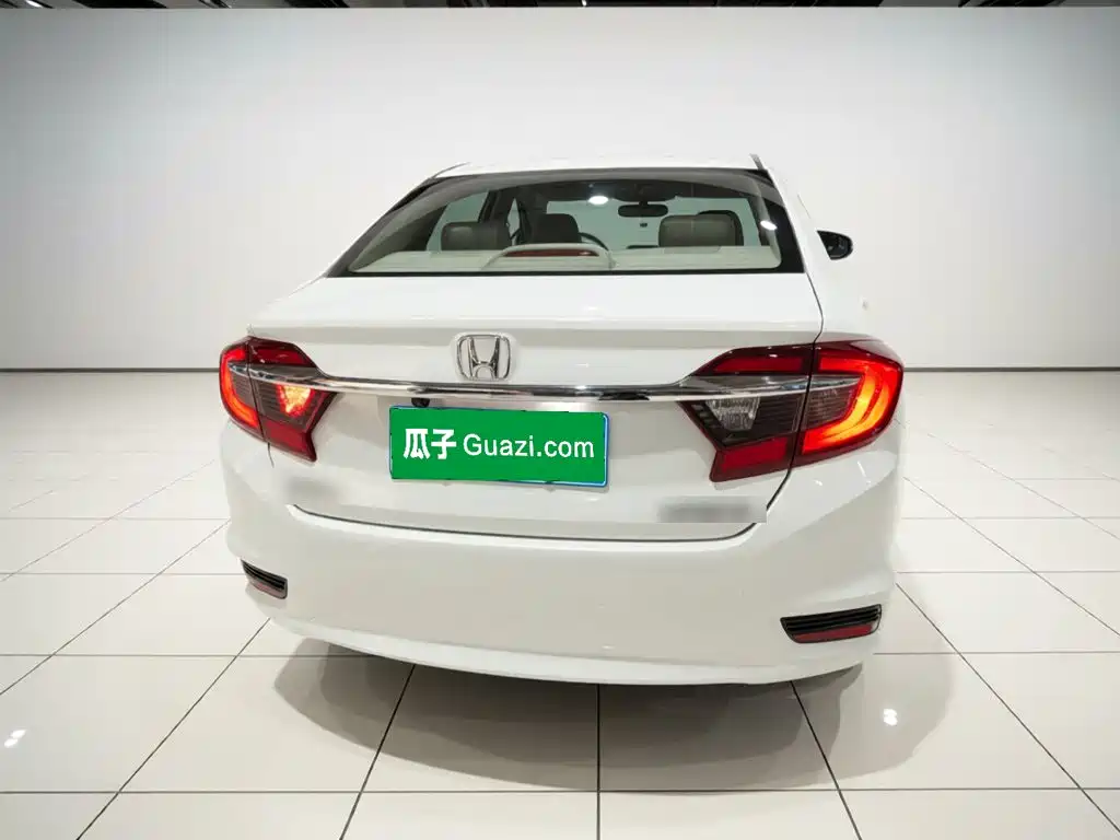 Honda Greiz 2018